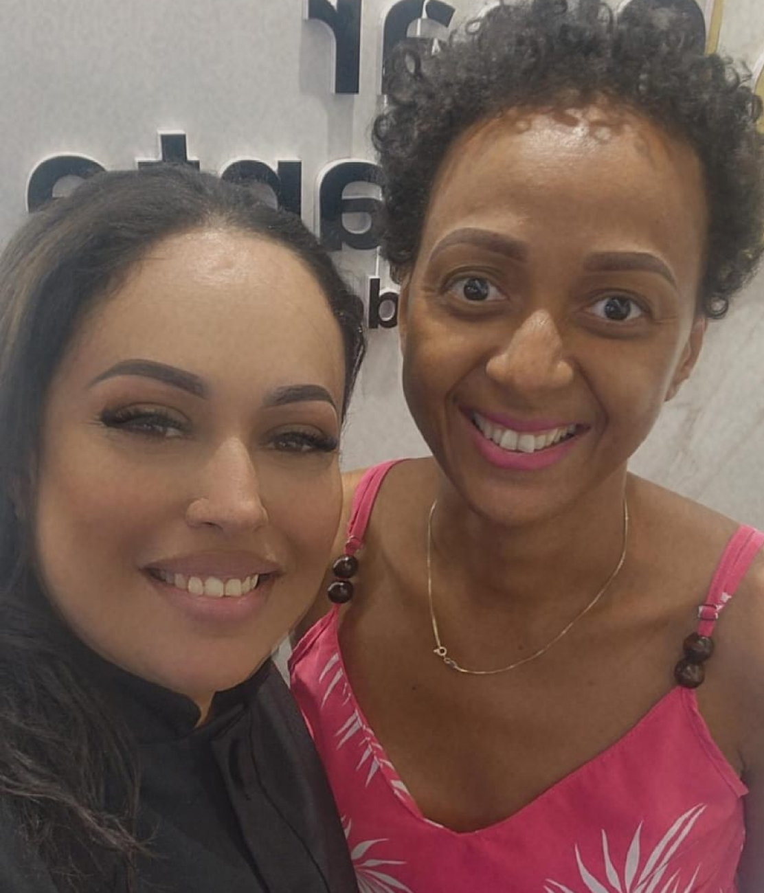 Cliente e profissional do estúdio